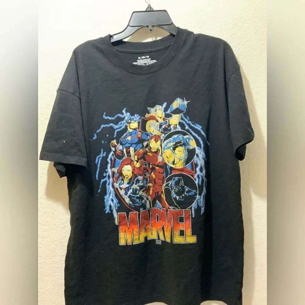 Marvel Comics Men’s Black Superheroes Action Adventures Graphic Shirt Sz L